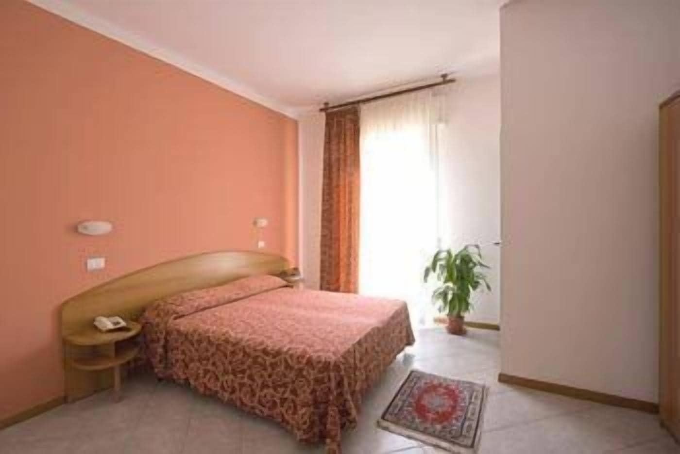 Hotel Bahama Ріміні Екстер'єр фото