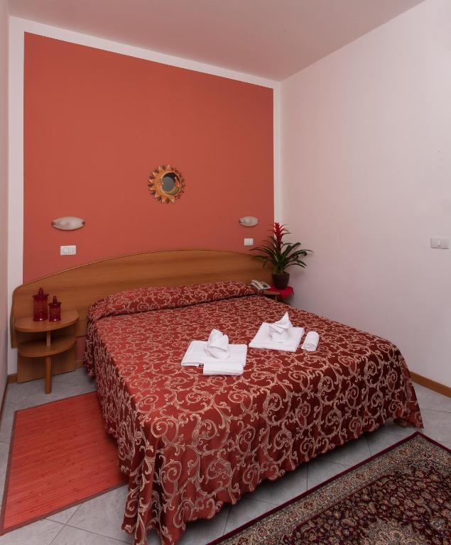 Hotel Bahama Ріміні Номер фото