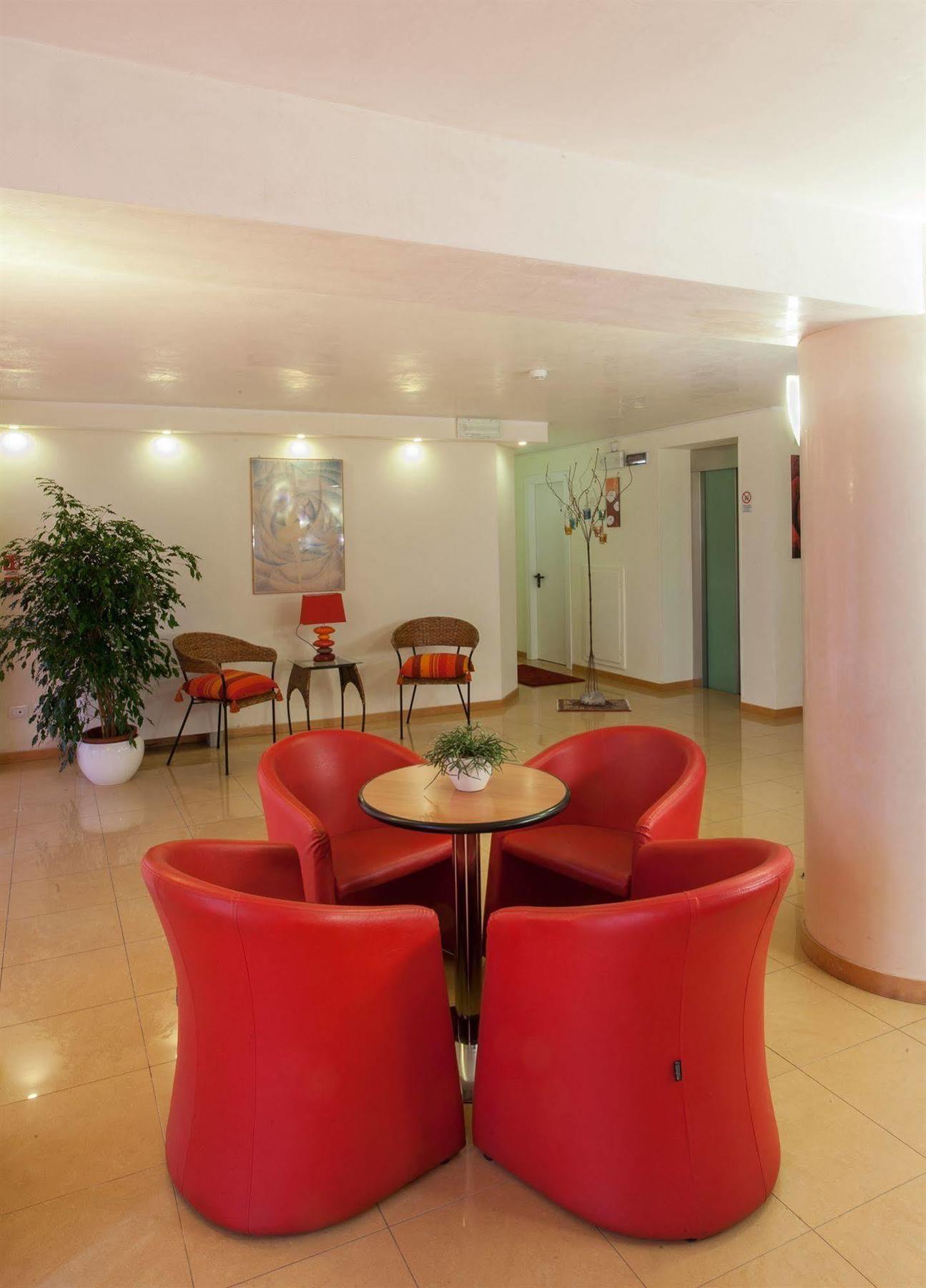Hotel Bahama Ріміні Екстер'єр фото
